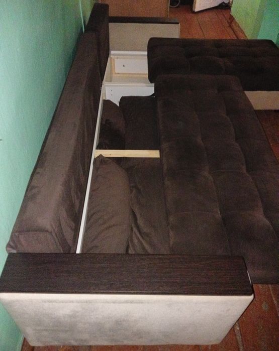 Диван продам б.у.