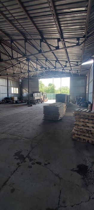 Vind hala metalicaindustriala