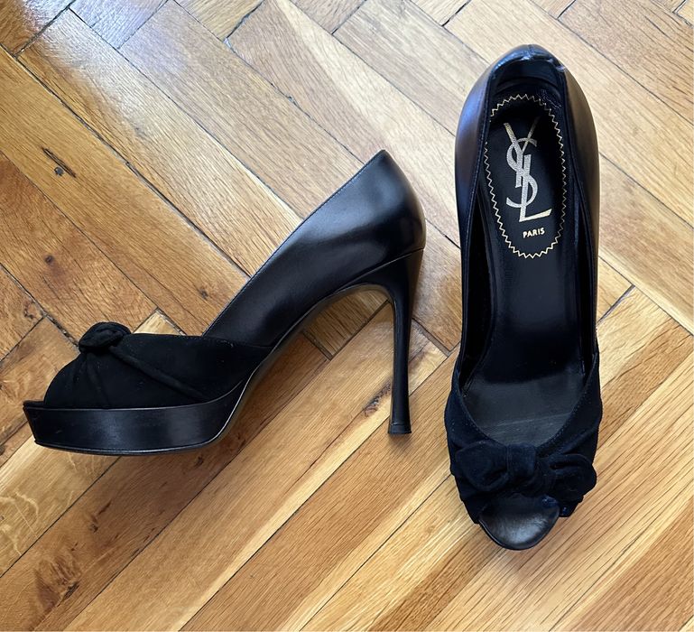 Yves Saint Laurent Обувки (автентични)