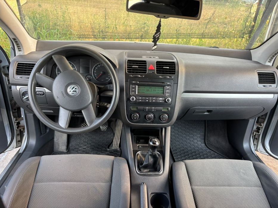 VOLKSWAGEN Golf 2004 — imagine 3