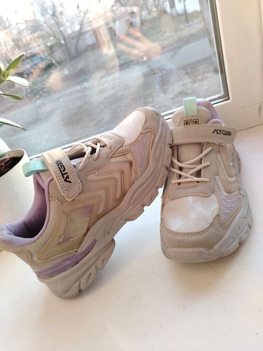 Кроссовки в хорошем состоянии