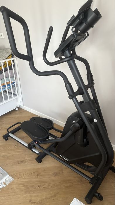 Эллиптический тренажер