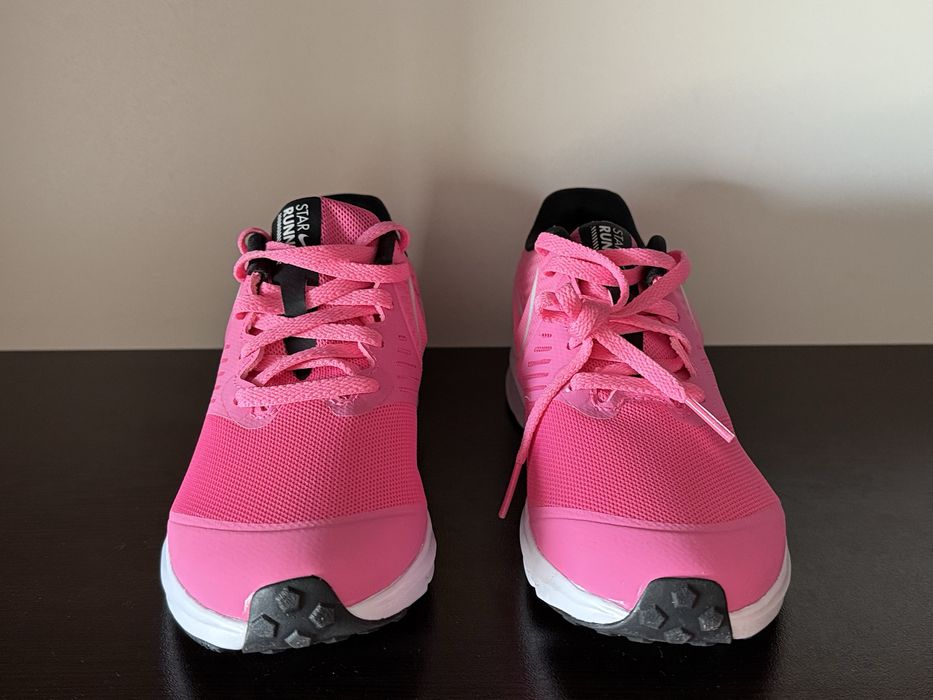 Nike Star Runner 2 GS 36номер 23см Стелка Нови без Кутия
