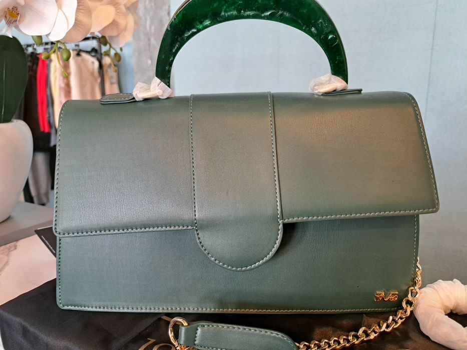 Geantă V1969 (Verde)by VERSACE
GRANDE - Handbag -
GRANDE - Handbag - green