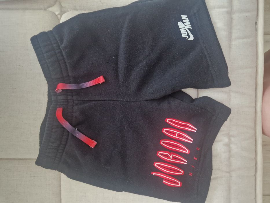 Продаю шорты Nike Jordan