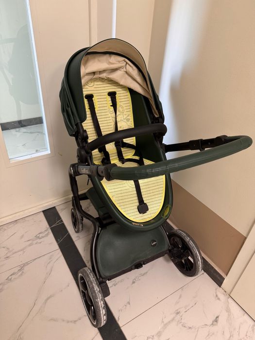 Продам коляску 2 в 1