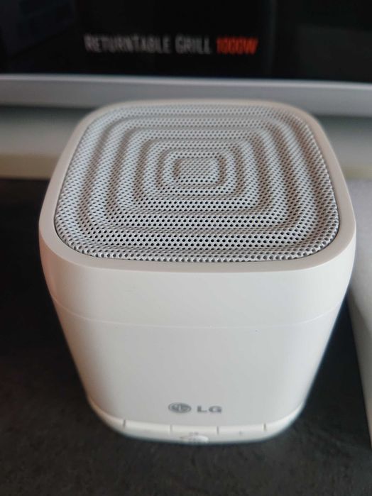 Boxa portabila LG bluetooth NP1540W alba - produs NOU