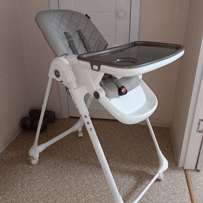 Стол детский состояние хорошее