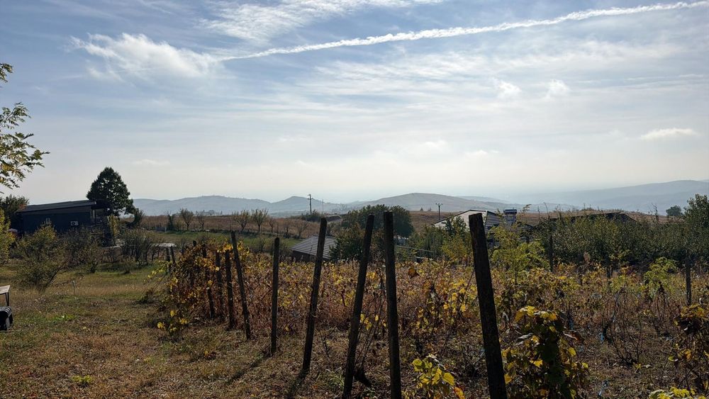 Teren intravilan 1183 mp Com.Jugureni sat Marginea Padurii