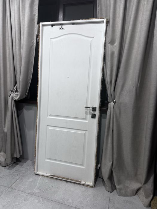 Продам дверь межкомнатную