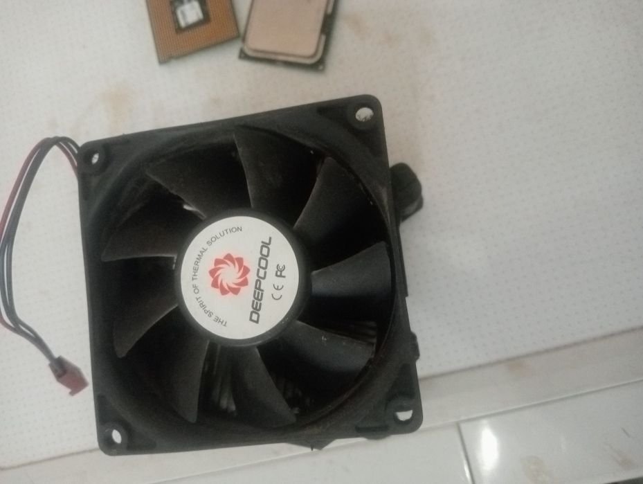 продам штатный кулер Deepcool