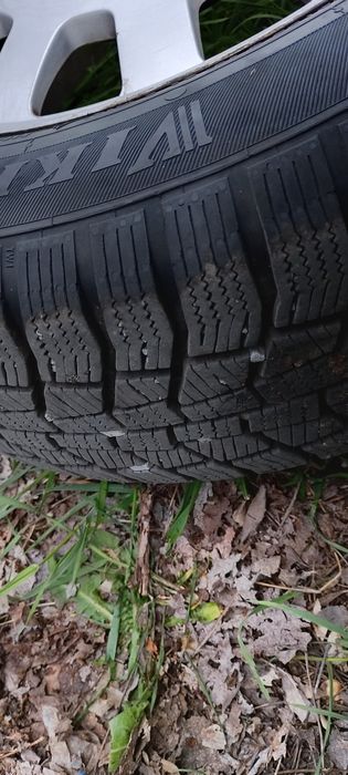 4бр. Зимни гуми 195/65 R15 Viking (DOT 23) + ОРИГИНАЛНИ КОВАНИ Джанти 5х112 за VW/Audi/Skoda