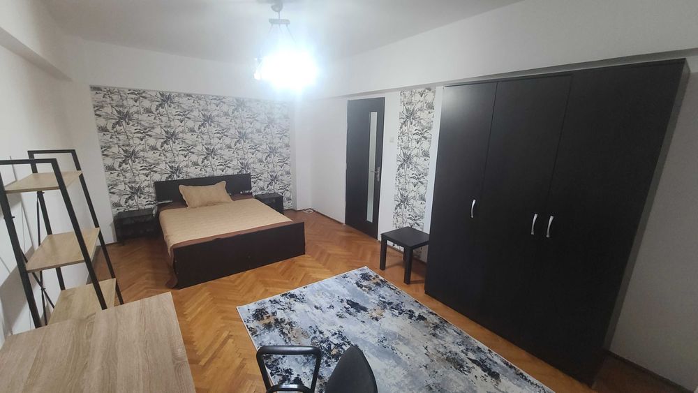 Inchiriez apartament 1 camera