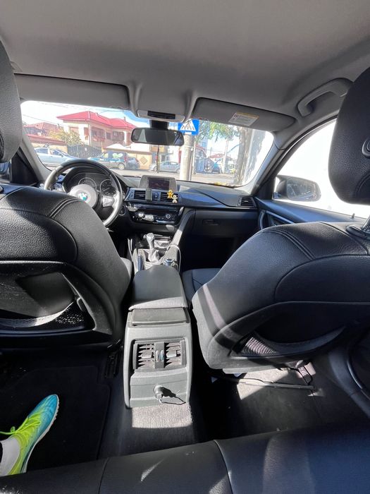 BMW Seria 3 2012 — imagine 2