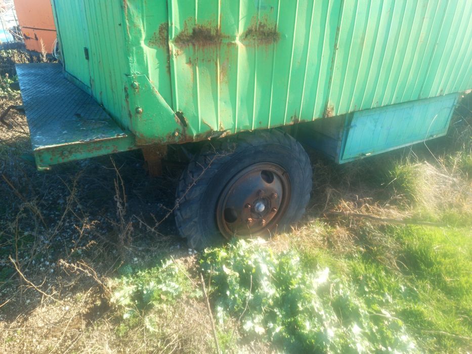 Продава фургон на колела