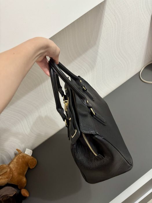 Geantă din piele naturală Massimo Castelli – model elegant și versatil