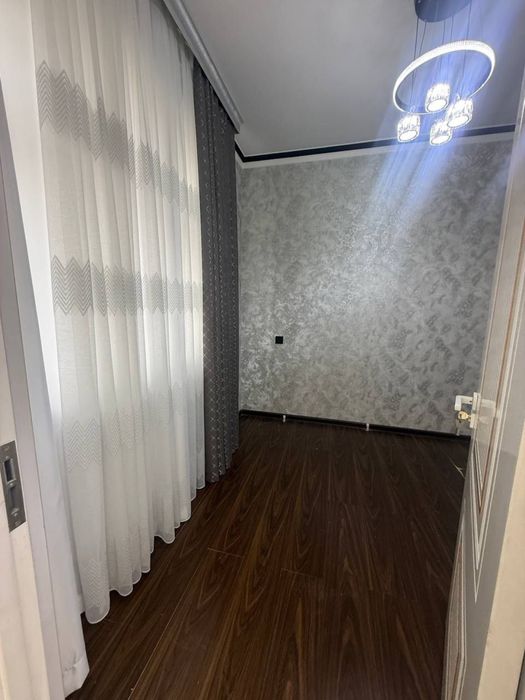 Сергели 8 худуд 3/3/7  евроремонт уй срочно оилага берилади