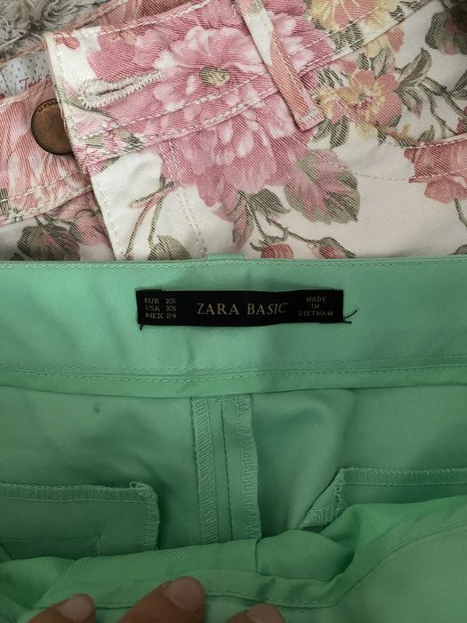 Lot pantalori acurti mar.36