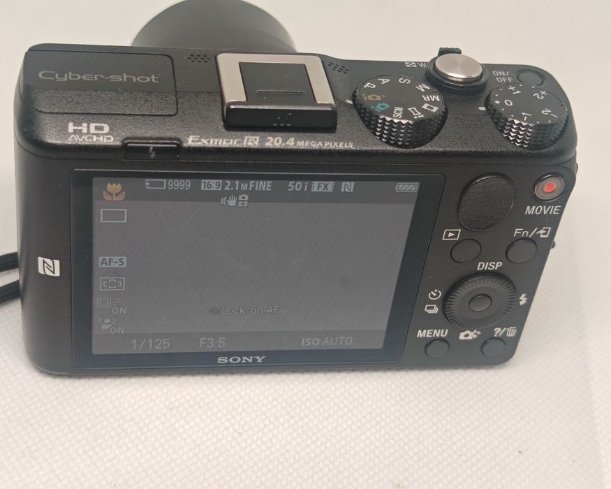 Sony Cyber-shot DSC-HX60V – compactă premium cu zoom 30x