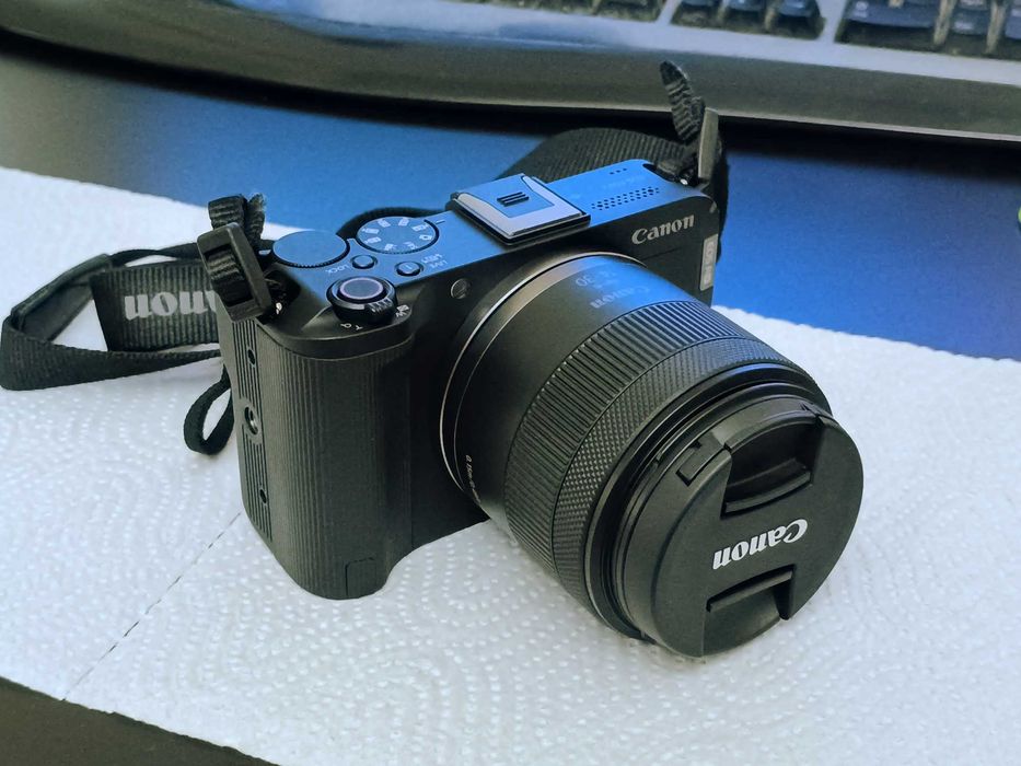 Canon R50V Видеокамера