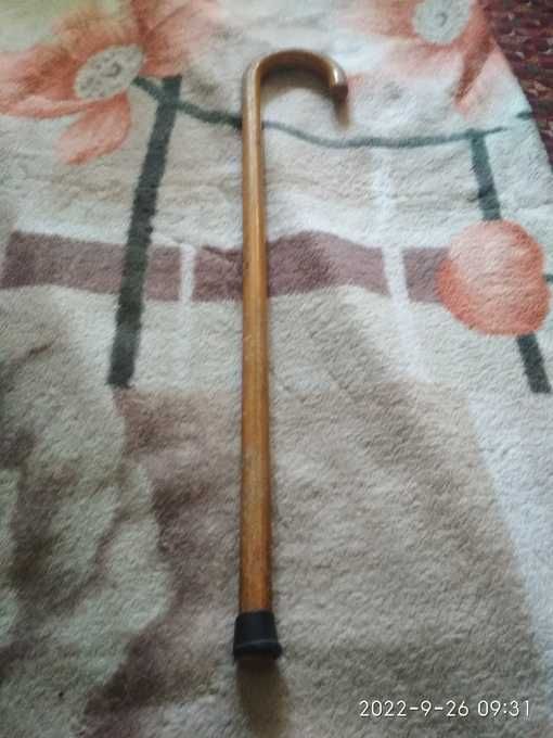 Трость резная деревянная