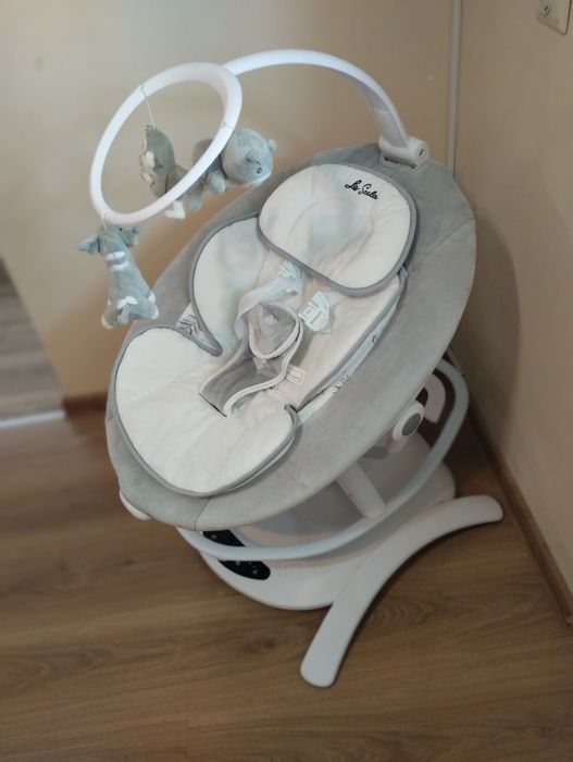 Електрическа бебешка люлка Cangaroo La Scala