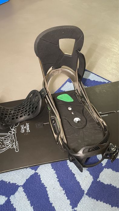 Legatura Snowboard Barbati Burton Cartel EST marime M