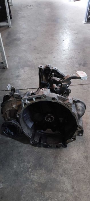 Cutie manuala 6 trepte volkswagen vw golf cod cutie KVV