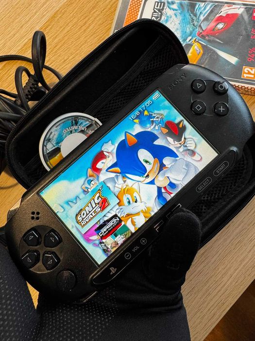 Sony PSP-1004 Black – funcțional + accesorii + jocuri