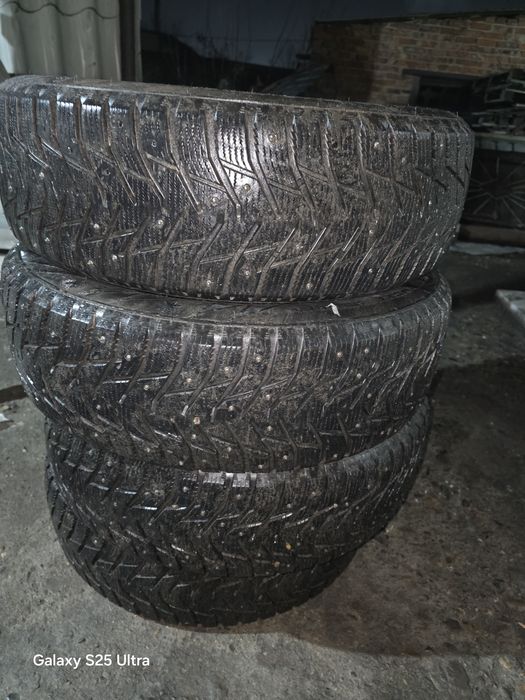 Продам зимние шины
