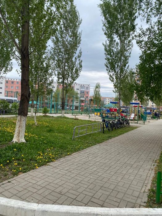 Продам 3 Ком квартиру в микрорайоне Центральный