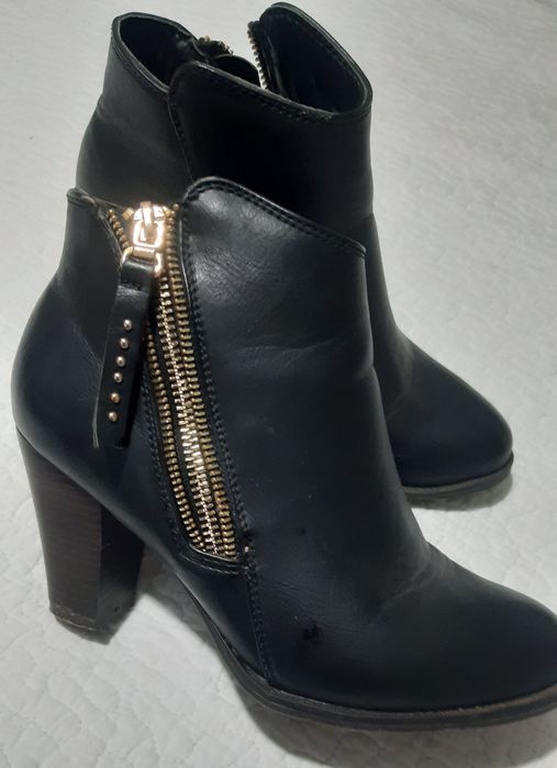 Ghete cu toc nr.36-37