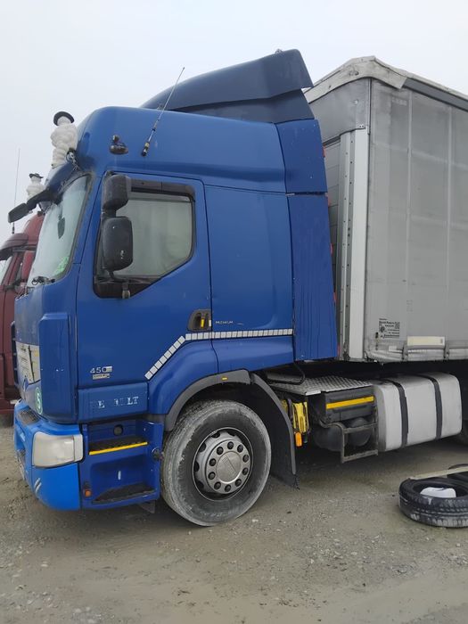 Cap tractor Renaul Premium 450 DXI + semiremorcă Schwarzmuller+ set de cauciucuri si piese de schimb