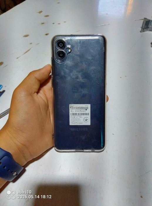Samsung A 04 ideal