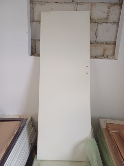 Uși fără tocuri ,lățime de 70 cm