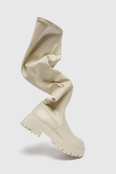 Pull and bear високи ботуши в цвят екрю Zara