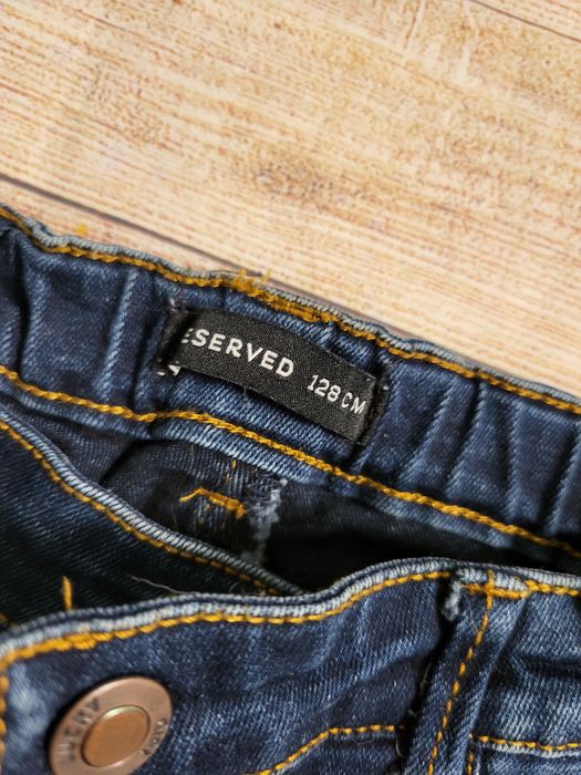 Blugi Reserved 9 ani și bluza noua cu eticheta