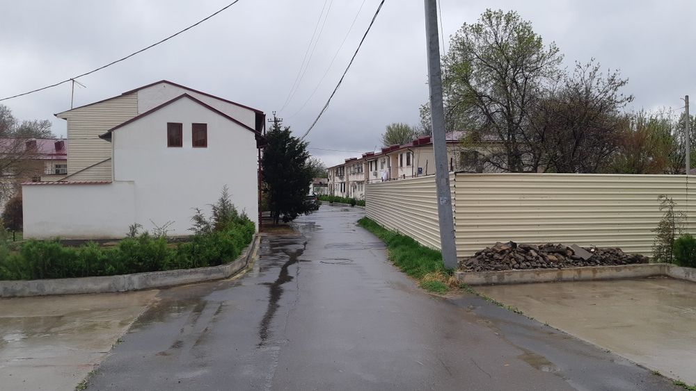 Учхоз Алишеробод М.Улугбекский р-н. Про-ся 8-соток земельный участок