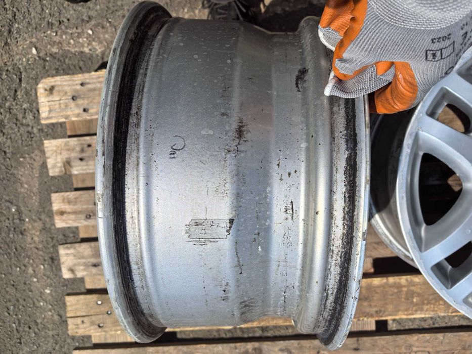 16 цола 5 х 112 мм Мерцедес Е Класа 211 купе - 8 Инча / ЕТ 36