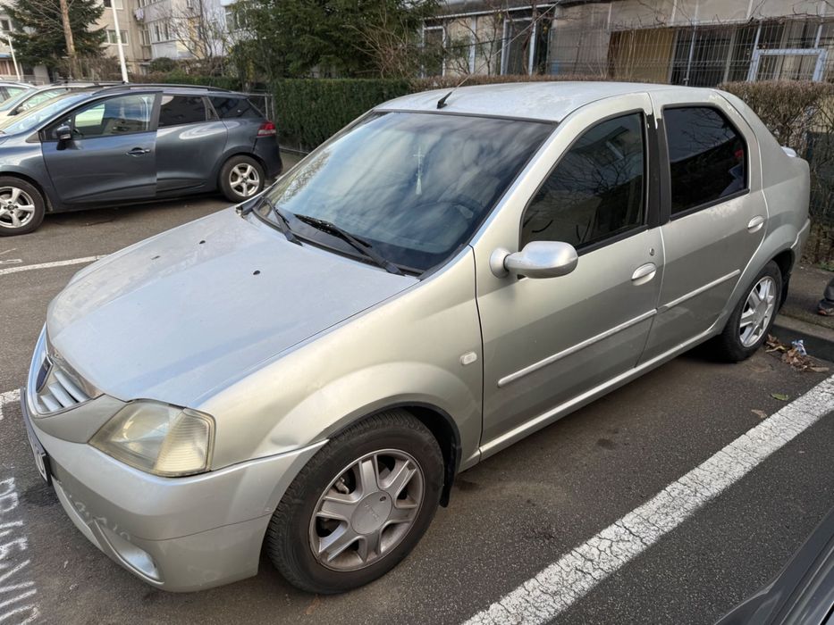 Vând Dacie Logan 2006