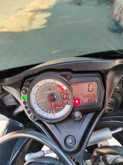 Suzuki gsxr 750 k9