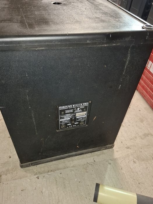 Vând boxe  pasive și active