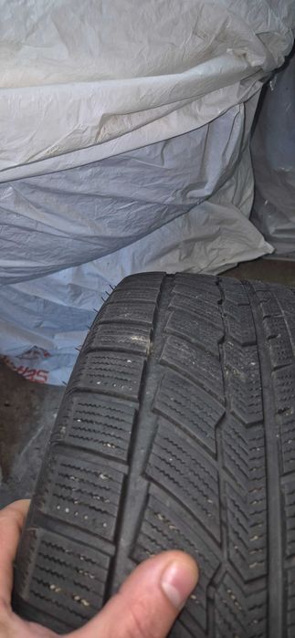 Roti Opel  / anvelope iarna (noi) 225 /50 R 17 /  Jante Enzo