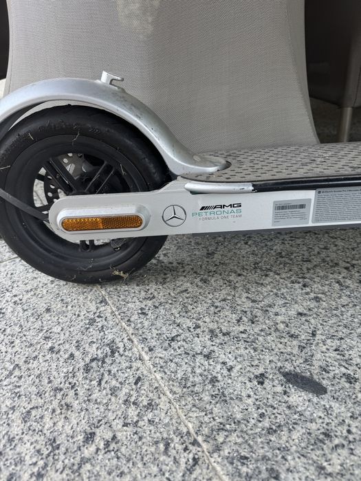 Xiaomi Mi Electric Scooter Pro 2 Mercedes-AMG Petronas F1 Team Edition