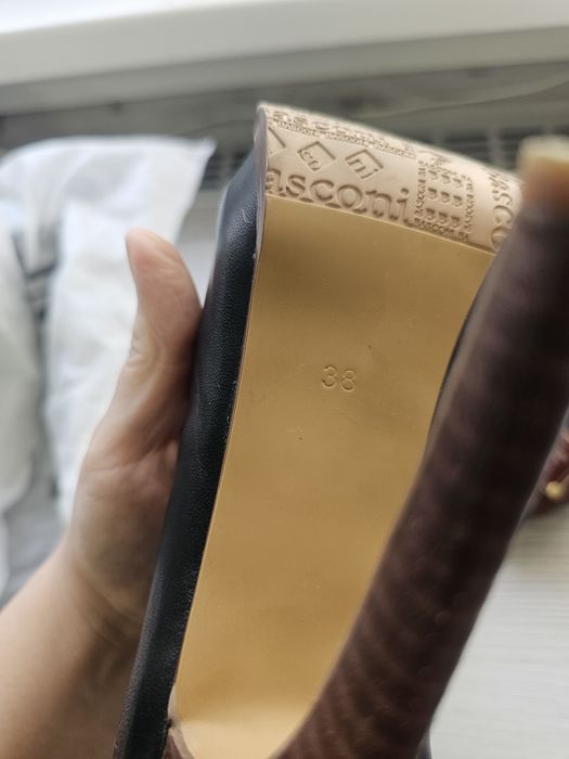 Продам женские туфли 38 размер