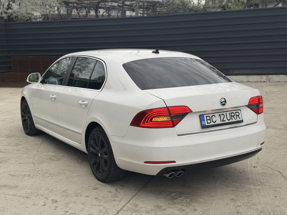 SKODA Superb 2015 — imagine 4