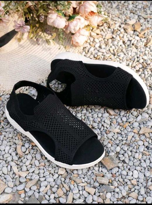 Дамски плетени обувки номер 37 летни нови черни