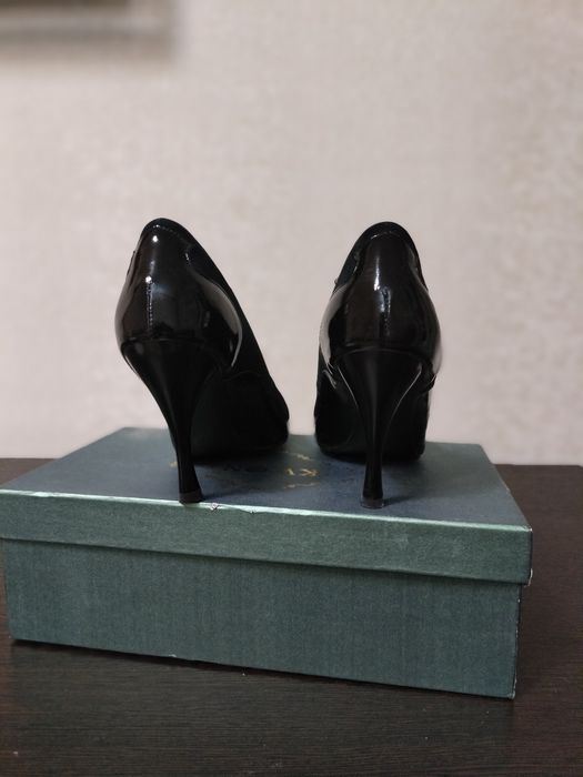 Продам туфли женские