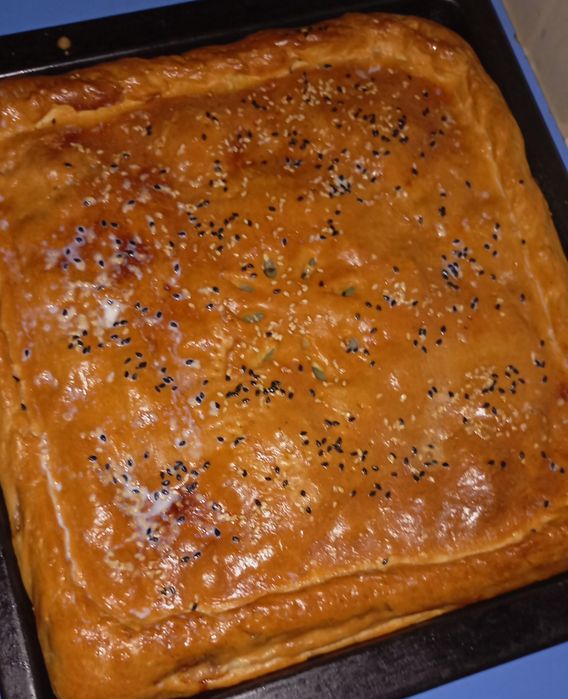 Выпечка, салаты, пироги