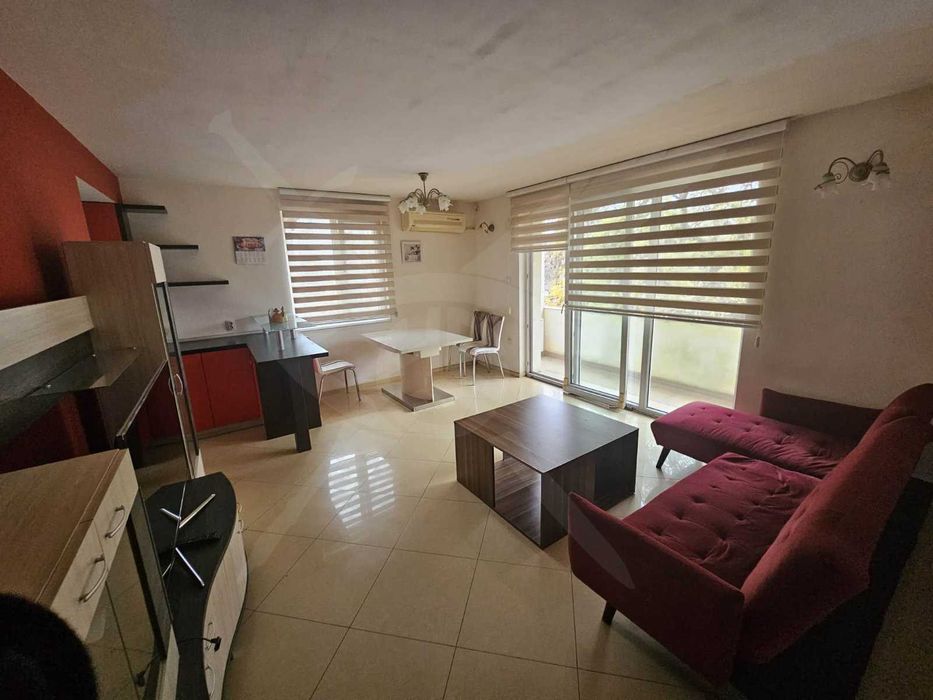 Тристаен апартамент Кючук Париж 96088